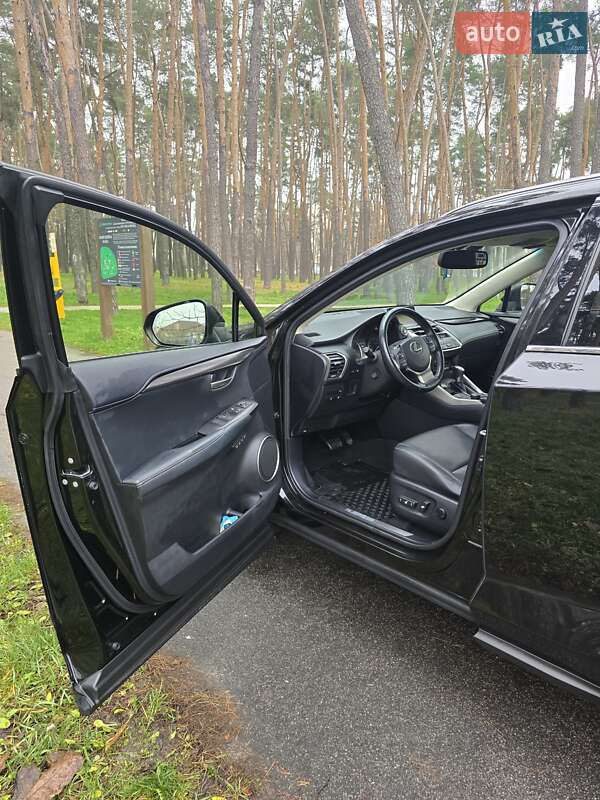 Позашляховик / Кросовер Lexus NX 2014 в Києві