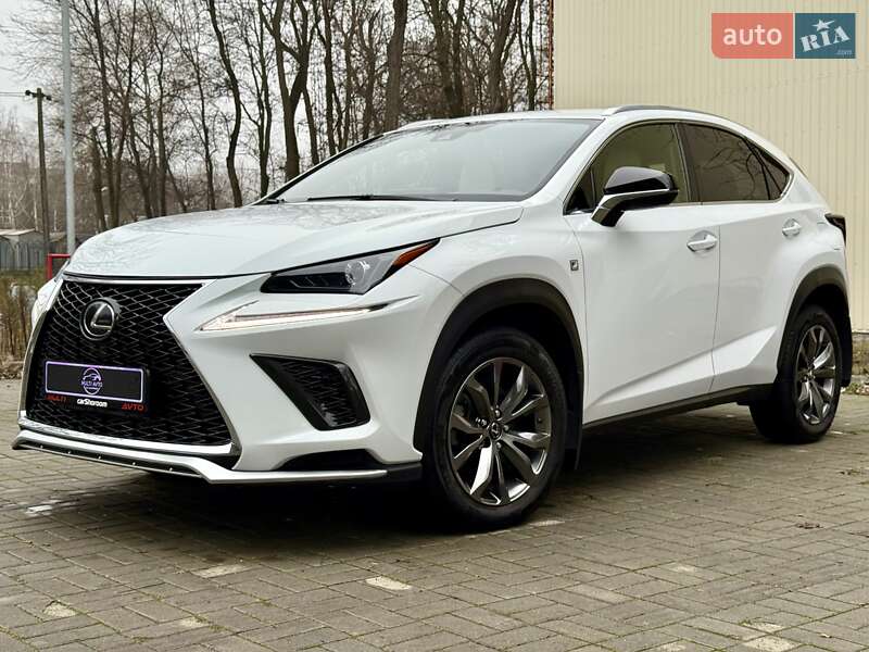 Lexus NX 2021