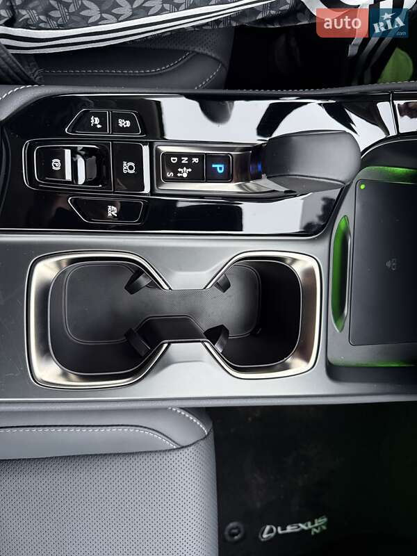 Внедорожник / Кроссовер Lexus NX 2024 в Киеве