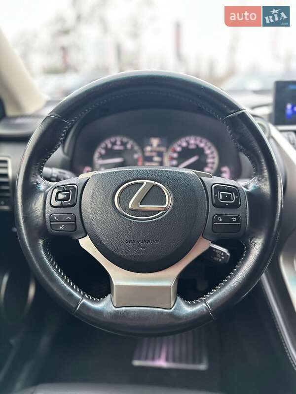 Внедорожник / Кроссовер Lexus NX 2015 в Белогородке