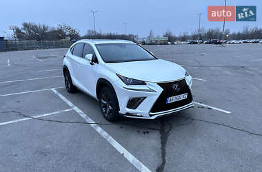 Позашляховик / Кросовер Lexus NX 2017 в Дніпрі