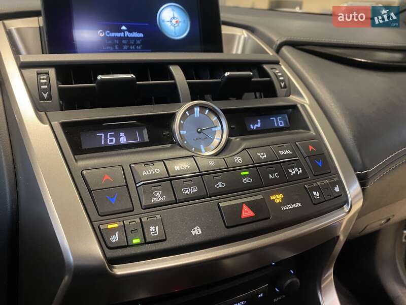 Внедорожник / Кроссовер Lexus NX 2015 в Одессе