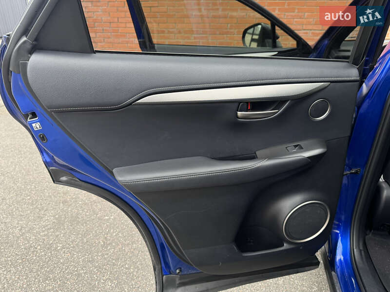 Внедорожник / Кроссовер Lexus NX 2017 в Киеве