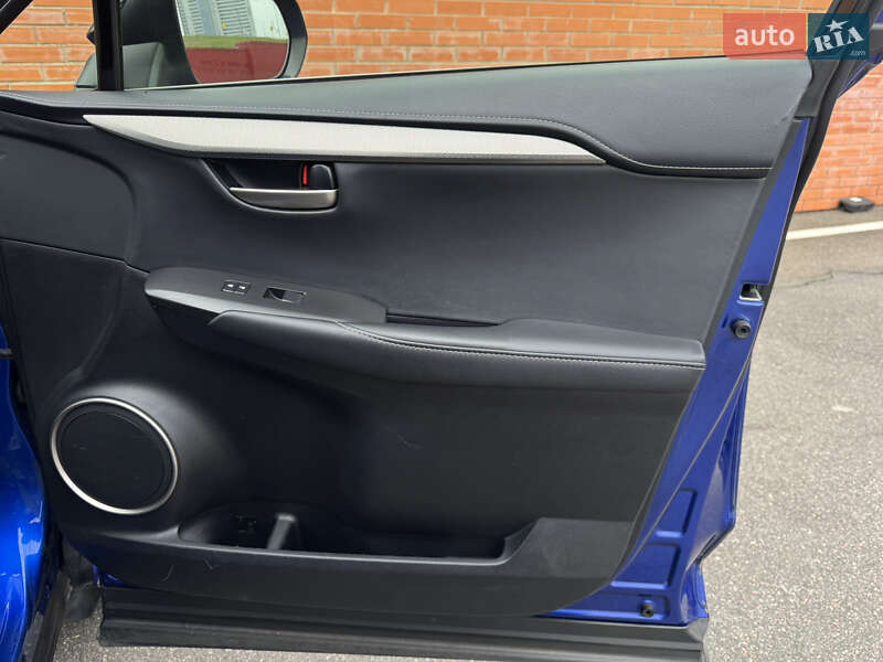 Внедорожник / Кроссовер Lexus NX 2017 в Киеве