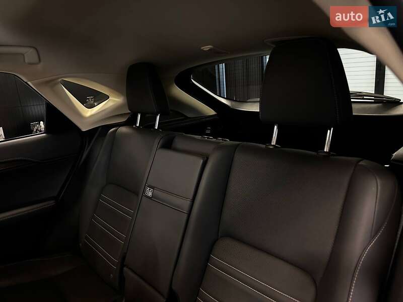 Внедорожник / Кроссовер Lexus NX 2018 в Львове