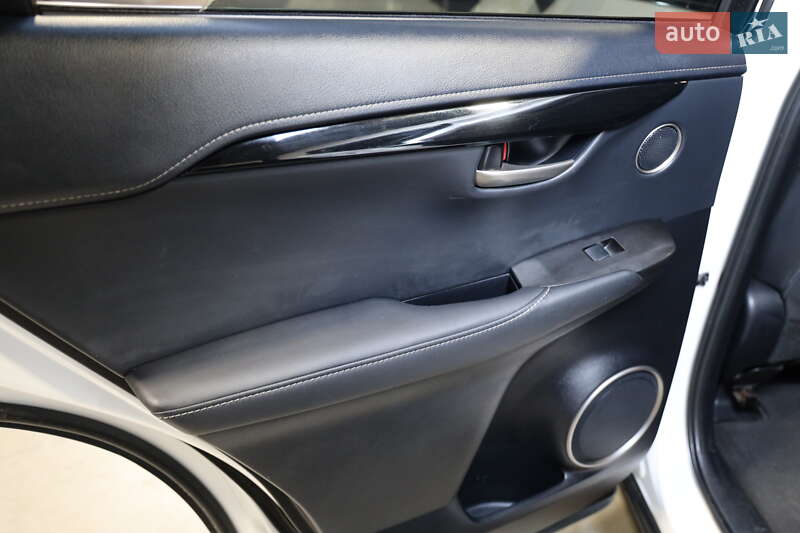 Внедорожник / Кроссовер Lexus NX 2016 в Луцке фото 25 Внедорожник / Кроссовер Lexus NX 2016 в Луцке