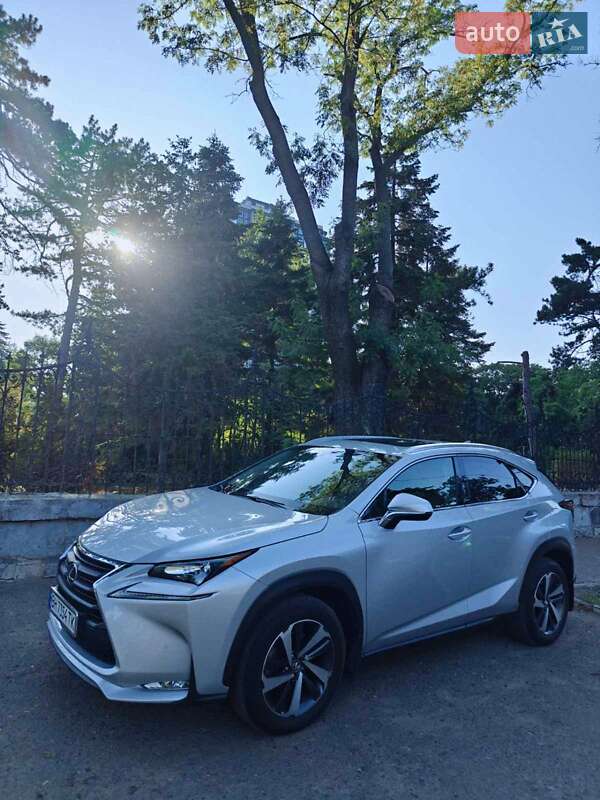 Внедорожник / Кроссовер Lexus NX 2015 в Одессе