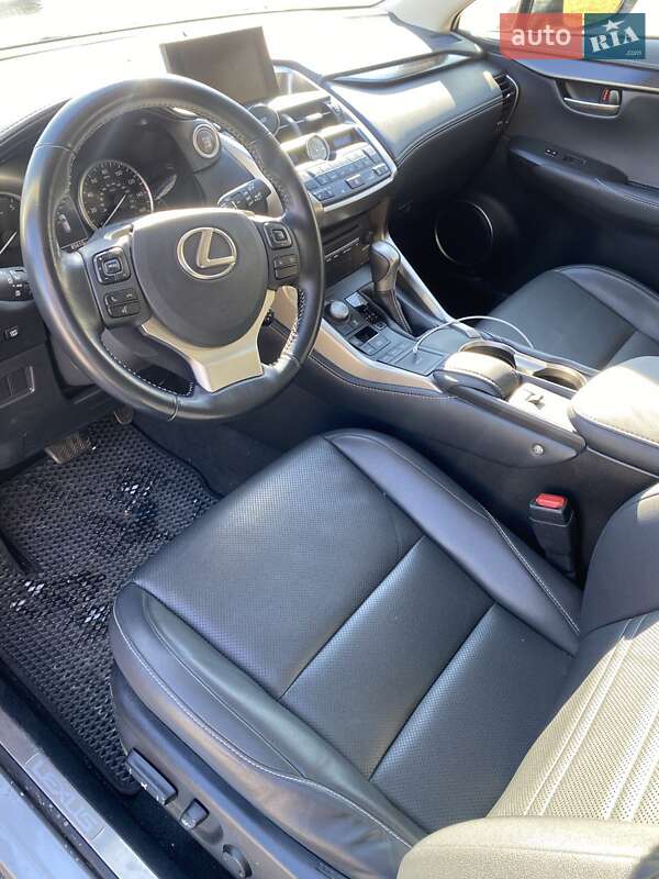 Внедорожник / Кроссовер Lexus NX 2016 в Хмельницком фото 18 Внедорожник / Кроссовер Lexus NX 2016 в Хмельницком