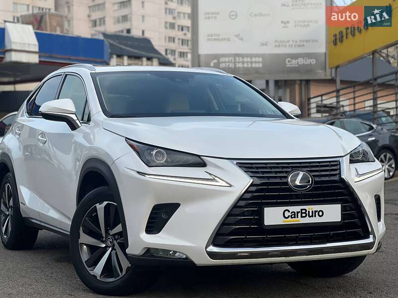 Lexus NX 2020
