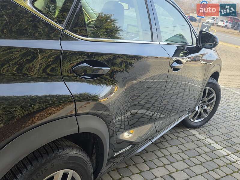 Позашляховик / Кросовер Lexus NX 2018 в Івано-Франківську