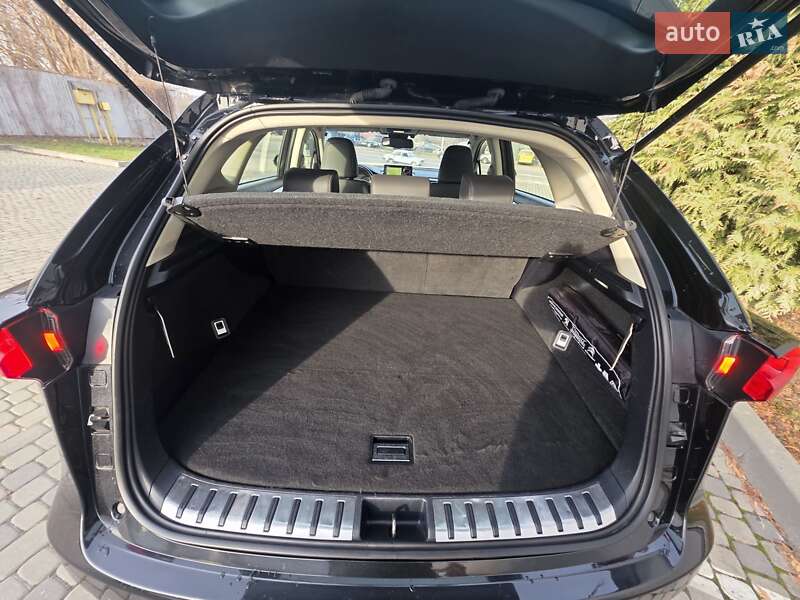 Позашляховик / Кросовер Lexus NX 2018 в Івано-Франківську