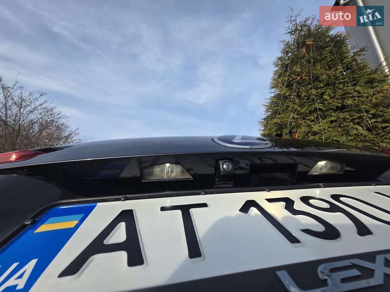 Позашляховик / Кросовер Lexus NX 2018 в Івано-Франківську