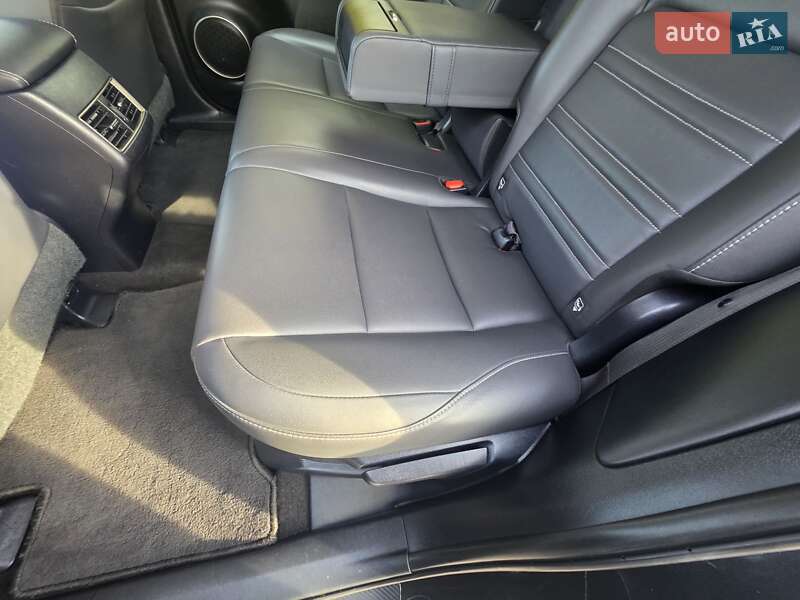 Позашляховик / Кросовер Lexus NX 2018 в Івано-Франківську