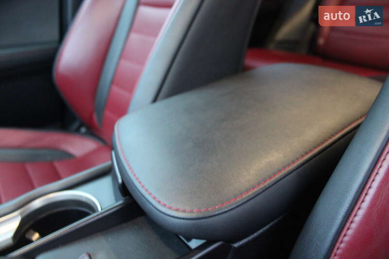 Внедорожник / Кроссовер Lexus NX 2016 в Трускавце