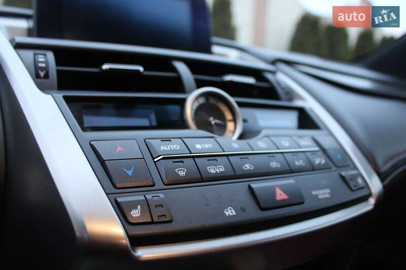 Внедорожник / Кроссовер Lexus NX 2016 в Трускавце