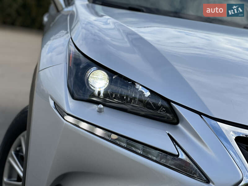 Внедорожник / Кроссовер Lexus NX 2015 в Дрогобыче