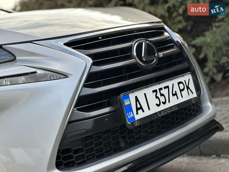 Внедорожник / Кроссовер Lexus NX 2015 в Дрогобыче