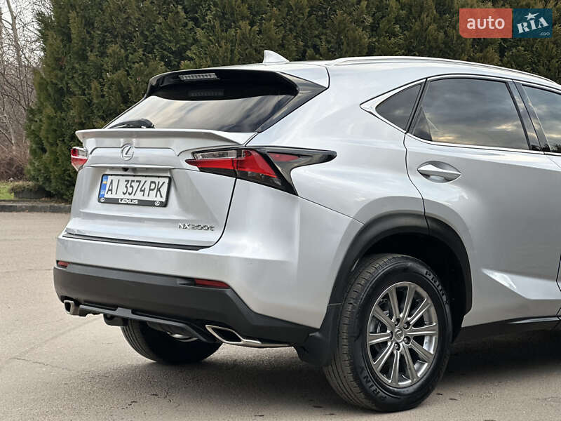 Внедорожник / Кроссовер Lexus NX 2015 в Дрогобыче