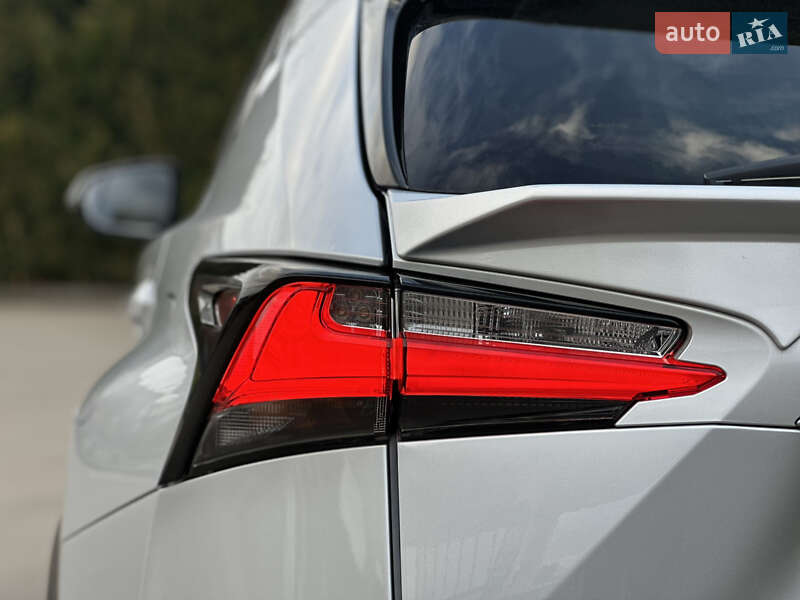 Внедорожник / Кроссовер Lexus NX 2015 в Дрогобыче