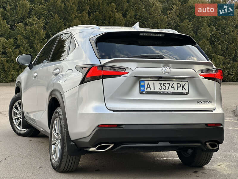 Внедорожник / Кроссовер Lexus NX 2015 в Дрогобыче