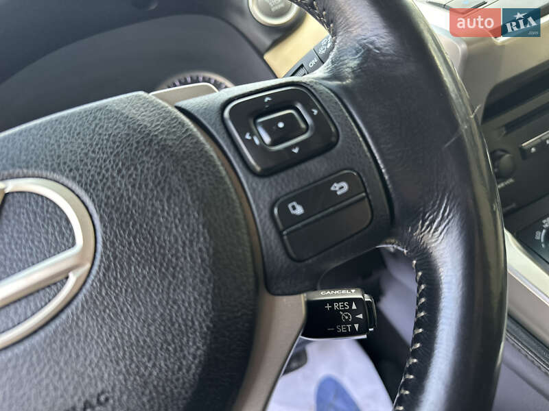 Внедорожник / Кроссовер Lexus NX 2015 в Дрогобыче