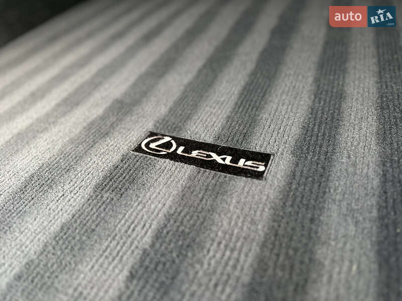Внедорожник / Кроссовер Lexus NX 2015 в Дрогобыче