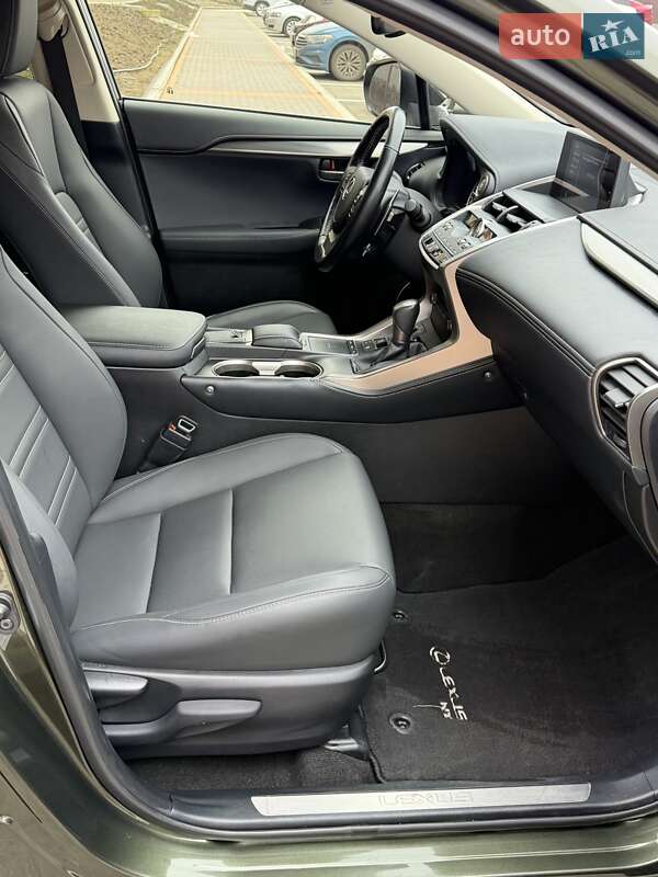 Внедорожник / Кроссовер Lexus NX 2020 в Умани