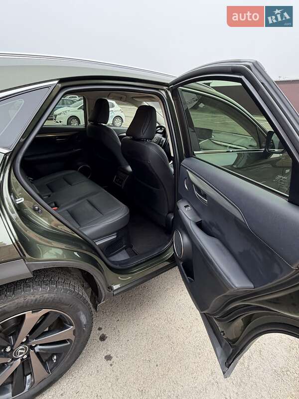 Внедорожник / Кроссовер Lexus NX 2020 в Умани