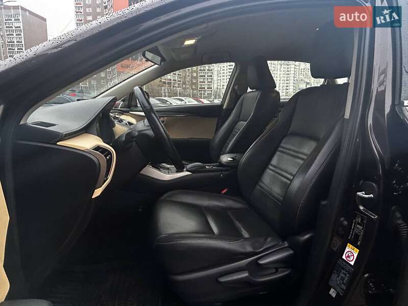 Внедорожник / Кроссовер Lexus NX 2015 в Киеве