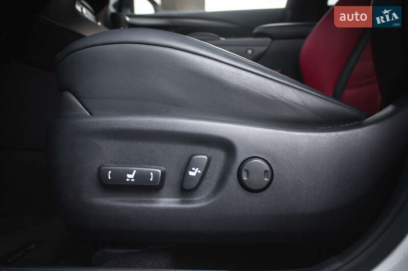 Внедорожник / Кроссовер Lexus NX 2019 в Киеве