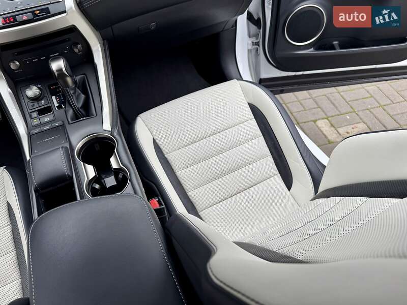 Позашляховик / Кросовер Lexus NX 2021 в Дніпрі