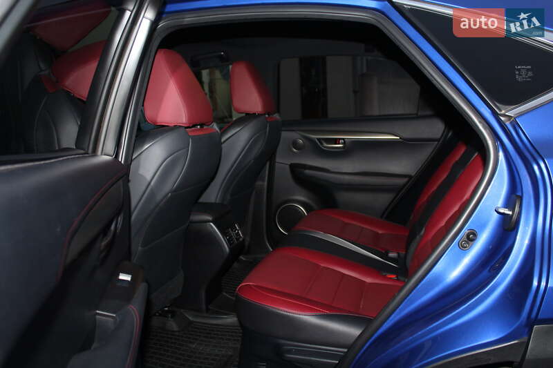 Позашляховик / Кросовер Lexus NX 2016 в Трускавці