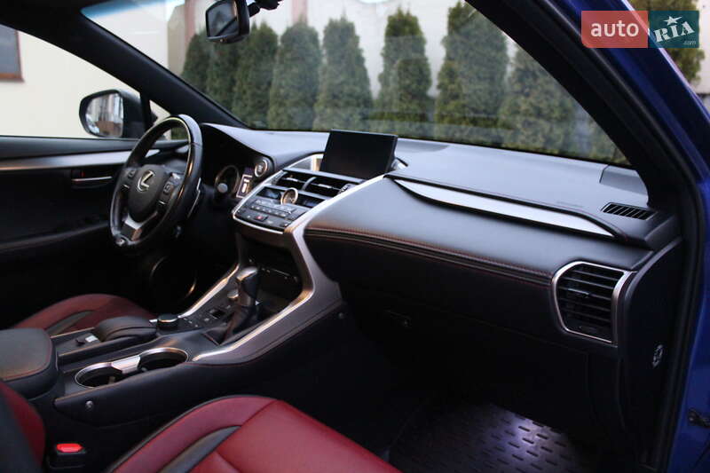 Позашляховик / Кросовер Lexus NX 2016 в Трускавці