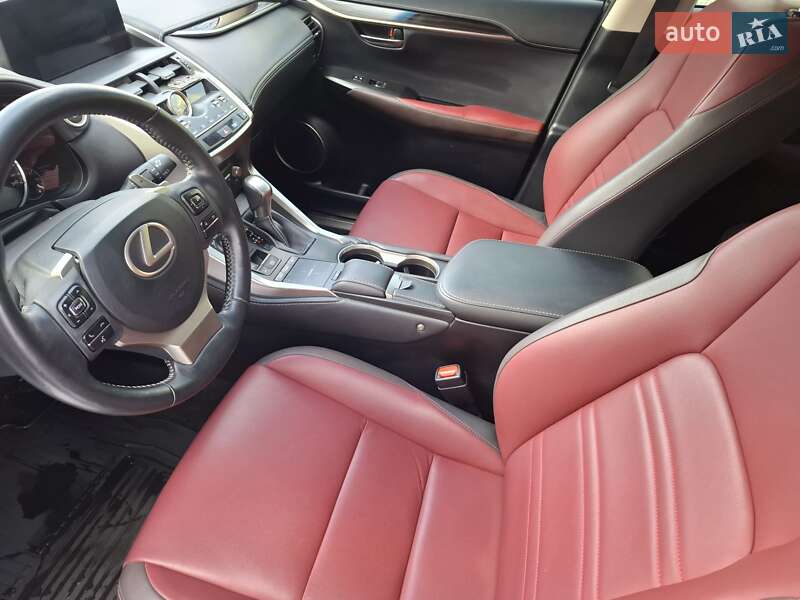 Внедорожник / Кроссовер Lexus NX 2019 в Краснограде