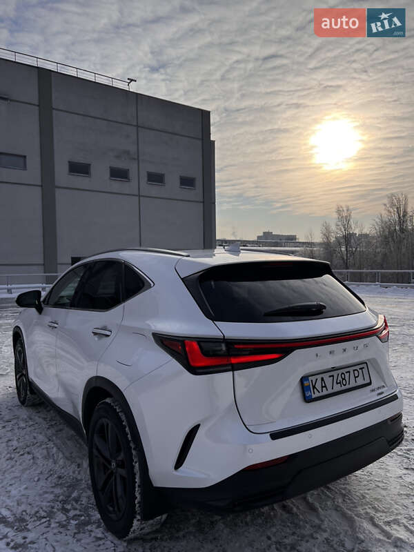 Внедорожник / Кроссовер Lexus NX 2022 в Киеве