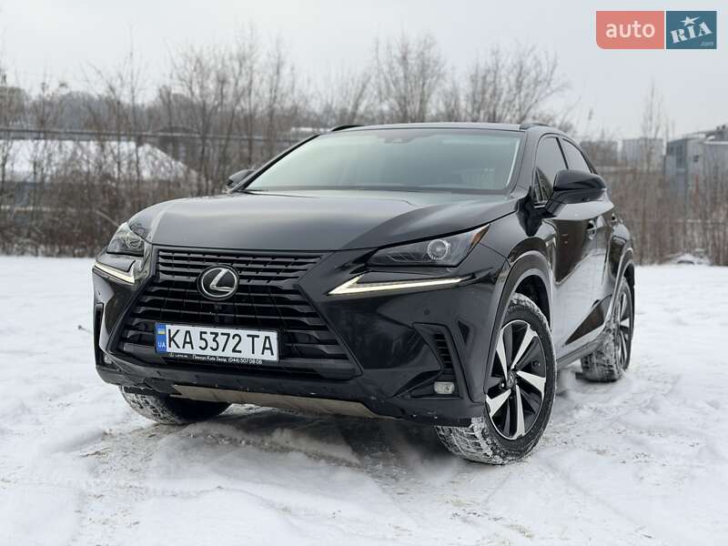 Внедорожник / Кроссовер Lexus NX 2017 в Киеве
