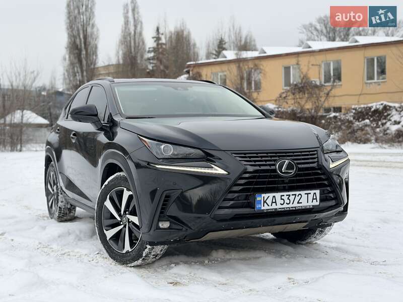 Внедорожник / Кроссовер Lexus NX 2017 в Киеве