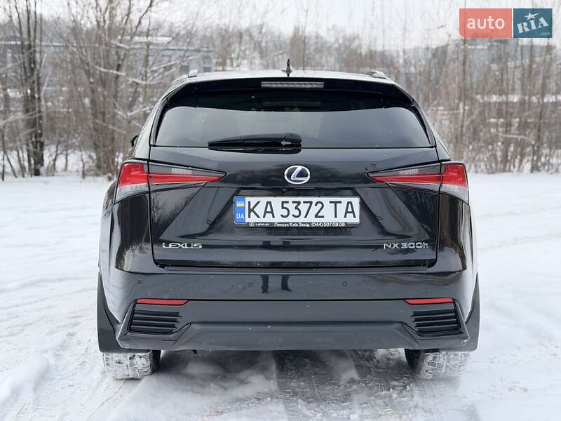 Внедорожник / Кроссовер Lexus NX 2017 в Киеве