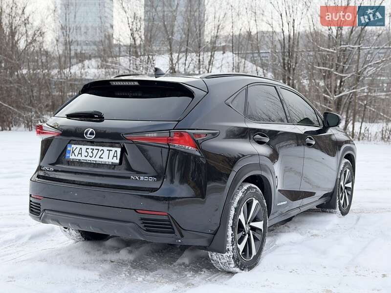 Внедорожник / Кроссовер Lexus NX 2017 в Киеве