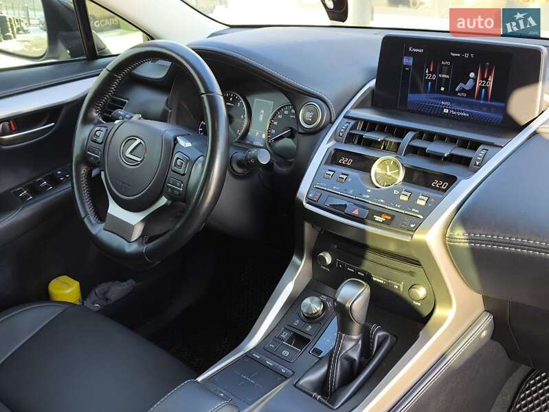 Внедорожник / Кроссовер Lexus NX 2020 в Киеве