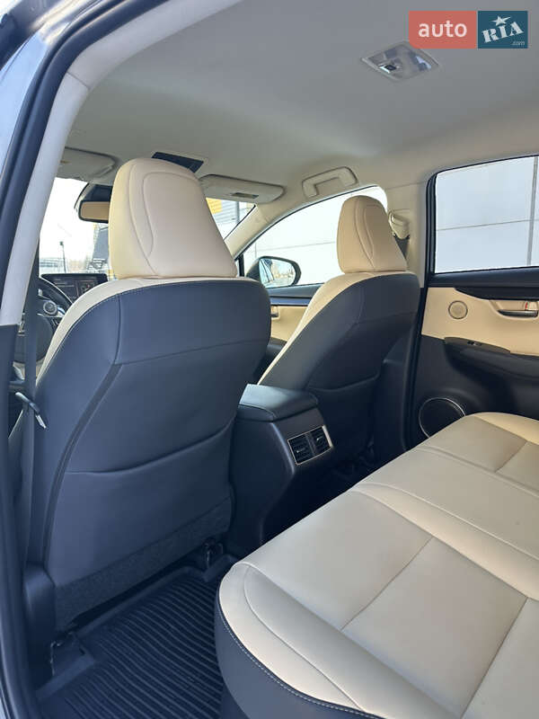 Внедорожник / Кроссовер Lexus NX 2021 в Киеве