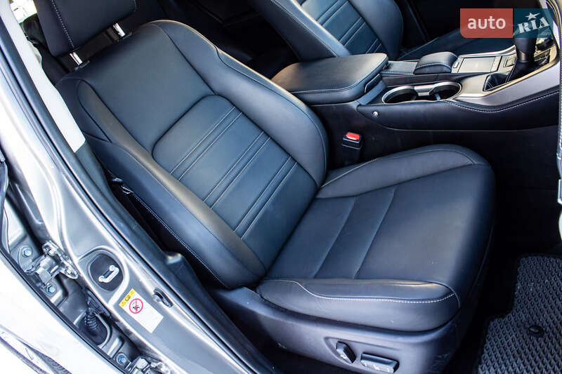 Внедорожник / Кроссовер Lexus NX 2018 в Львове