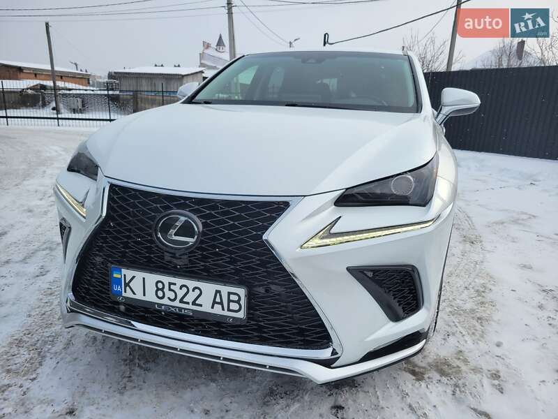 Lexus NX 2019