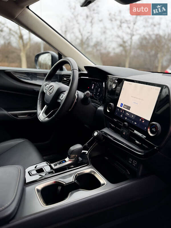 Внедорожник / Кроссовер Lexus NX 2023 в Одессе
