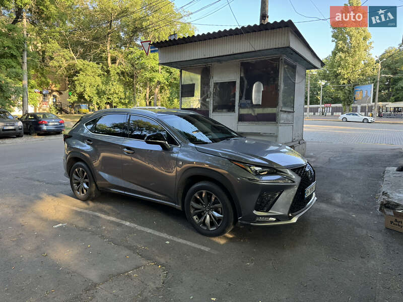 Lexus NX 2018