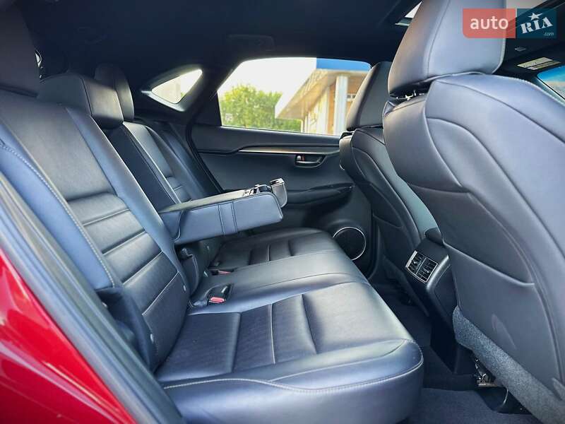 Внедорожник / Кроссовер Lexus NX 2017 в Киеве