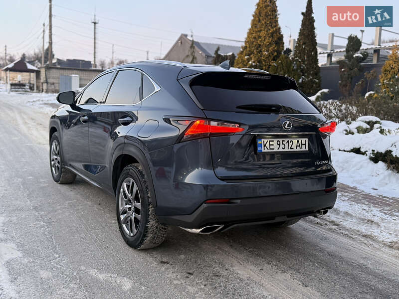 Внедорожник / Кроссовер Lexus NX 2015 в Днепре