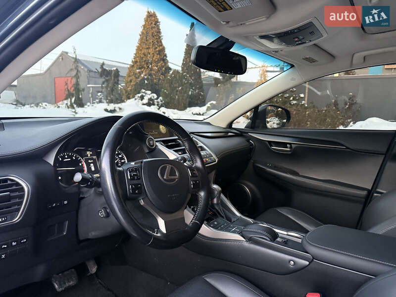 Внедорожник / Кроссовер Lexus NX 2015 в Днепре