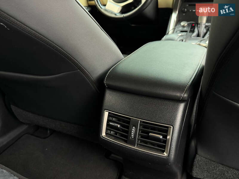 Позашляховик / Кросовер Lexus NX 2015 в Запоріжжі