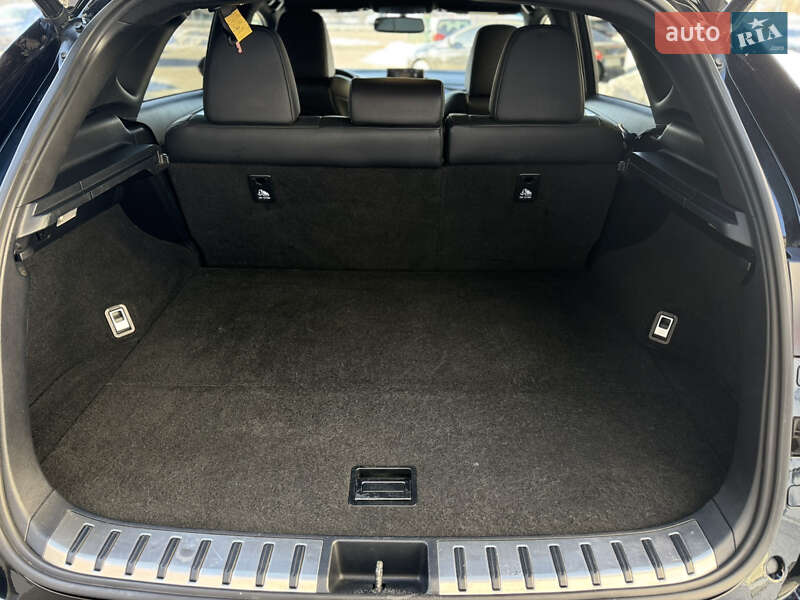 Внедорожник / Кроссовер Lexus NX 2017 в Луцке